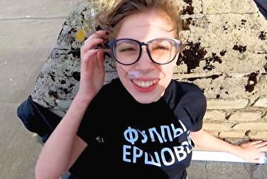 Оттрахал любимую на крыше и обкончал её милое личико